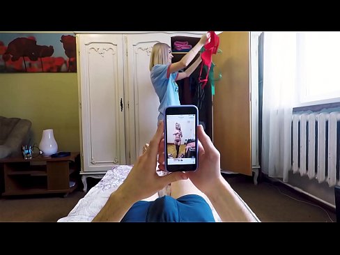 ❤️ Nevlastná sestra urobila svojmu bratovi semeno tesne predtým, ako mama prišla domov ❤❌ Sex video na nás ﹏
