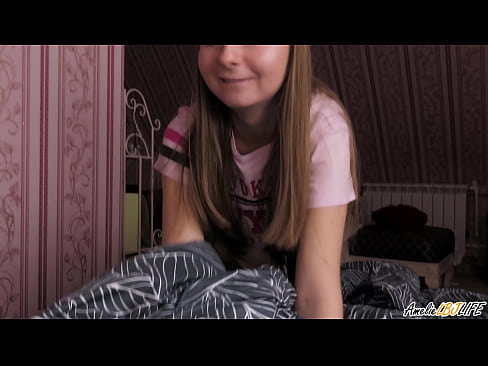 ❤️ Blondínka hlboko vysaje svoju BFF a dostane semeno do úst ❤❌ Sex video na nás ﹏